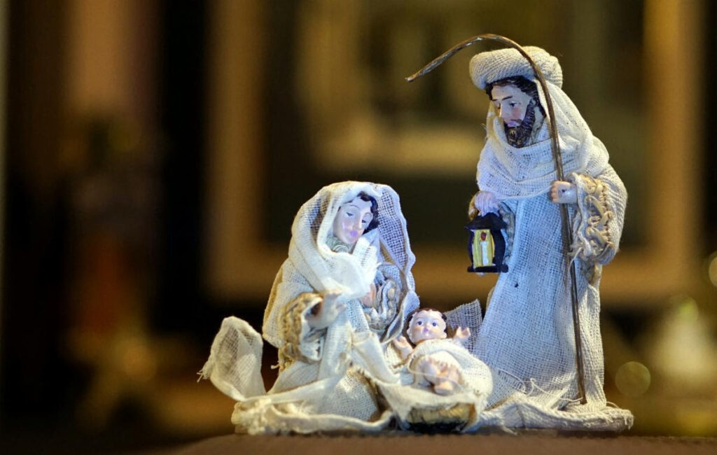 Processions, nativity scenes, feasting and lucky grapes all essential during the festive season