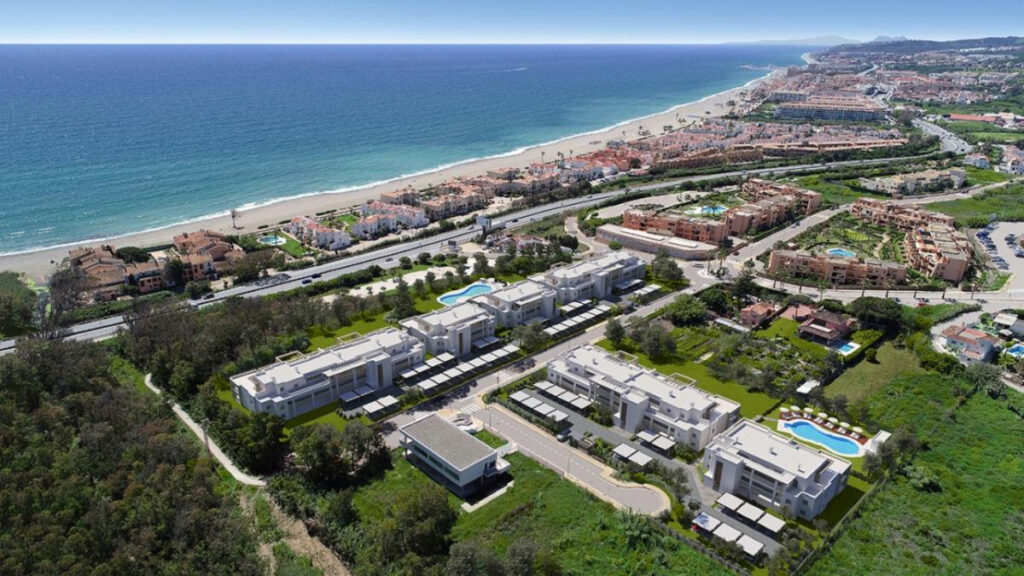 
Taylor Wimpey España invites buyers to visit Solemar at Casares Costa