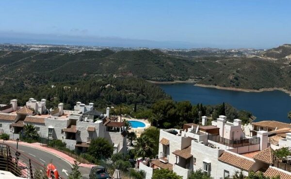 Location focus: Istán, Malaga