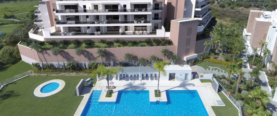 Avalon apartments for sale in Costa del Sol: Swimming pool