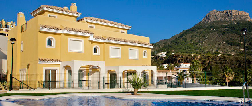 New houses for sale in Calpe, Taylor Wimpey’s private residential Montesol