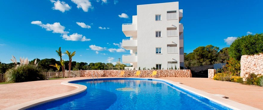 Apartments im Verkauf, Apartments auf Mallorca, Cala D´Or, 2 Schlafzimmer, Gemeinschaftsgärten und Pools, Parkplatz verfügbar