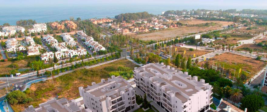 Nuevos áticos, locales y garajes en venta junto al mar: Arqueros Beach