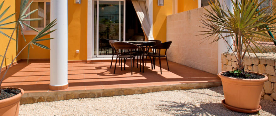 Terrace, Townhouses for sale, townhouses in Calpe, Costa Blanca, 3 bedrooms, private garden, communal swimming pool and gardens