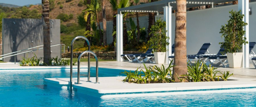 Vista desde la Piscina de Apartamentos en Avalon - Arqueros Golf, Marbella