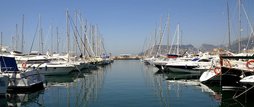 Vista del Puerto en Calpe