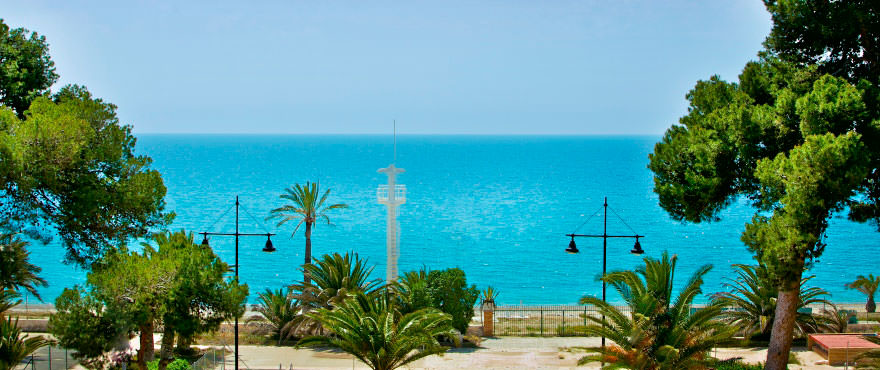 La Vila Paradis, Villajoiosa: Villajoyosa harbour, tourist village. Alicante, Costa blanca