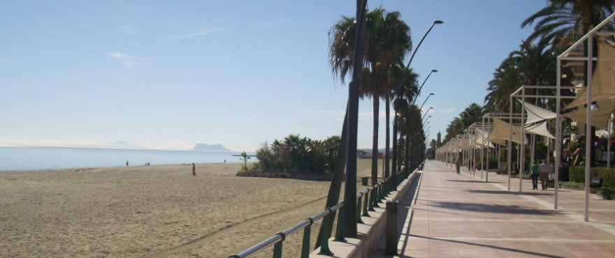 Paseo maritimo en Horizon Beach, Estepona, Costa del Sol
