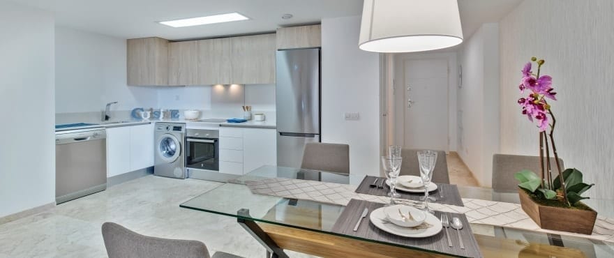 La Recoleta III Apartments, Punta Prima: Modern kitchen in apartments