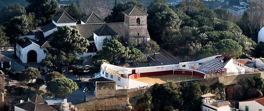 Umgebung von Mijas, Plaza de Toros und Kirche