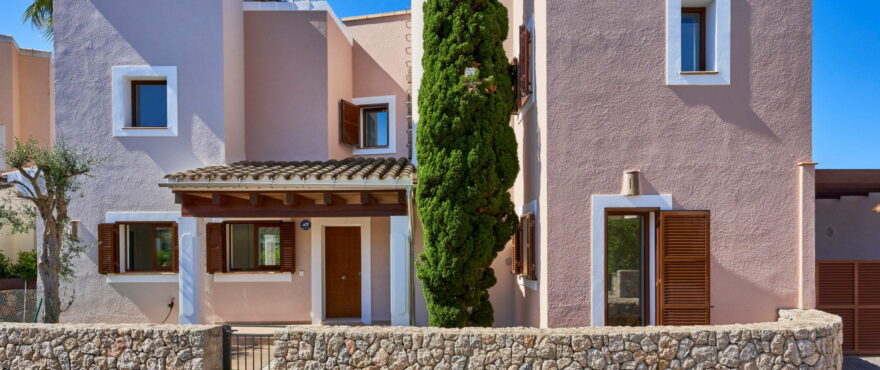 New villa located in the exclusive residential Marina Golf, Santa Ponsa