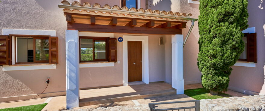 New villa located in the exclusive residential Marina Golf, Santa Ponsa