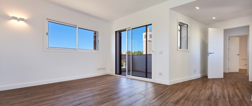 Spacious kitchen of the new villa in Santa Ponsa