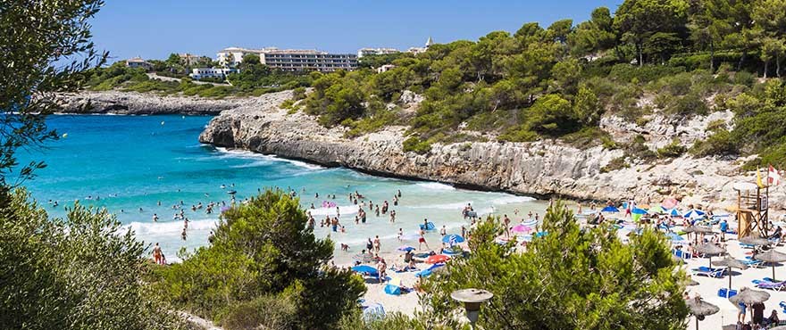 Cove close to Cala Magrana Mar complex with apartments for sale