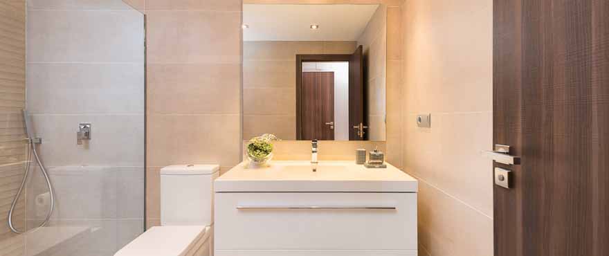 Bathroom. Quality finishes by Taylor Wimpey España