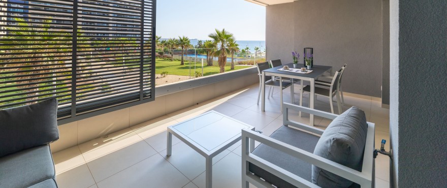 Panorama Mar: Terrace with sea views