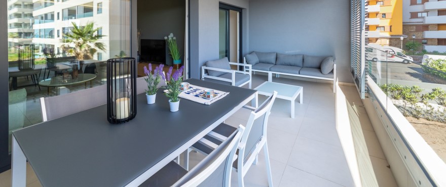Panorama Mar: Terrace with sea views