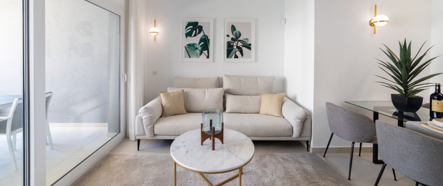 Luminous living room with views in Punta Prima, Torrevieja