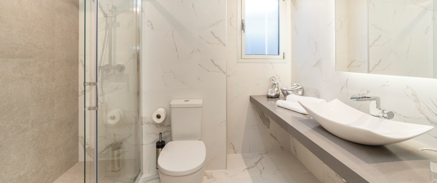 Serenity, apartments with 2 modern bathrooms in Nova Santa Ponsa, Mallorca