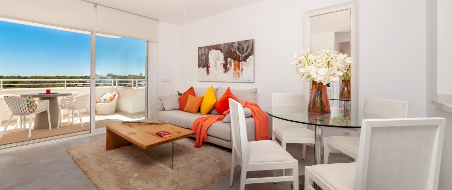 Bright living room in the new Acquamarina residential complex