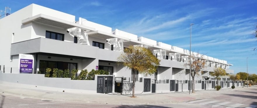 Kiruna residencial: Townhouses in Elche, Alicante: Terrace