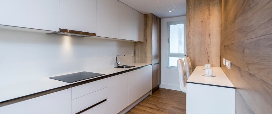 Pier, modern kitchen. Fully fitted and equipped with appliances