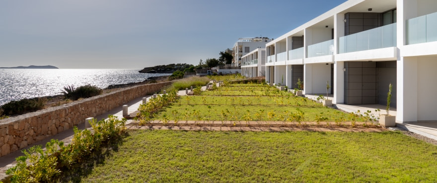 Sunset Ibiza, new apartments overlooking the sea