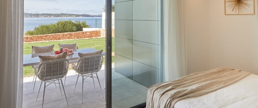 Sunset Ibiza, apartments with 2 or 3 bedrooms at Cala Gració