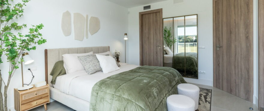 DUPLEX - Bright spacious bedrooms at Emerald Greens, San Roque