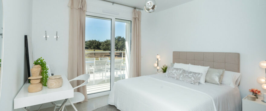 DUPLEX - Ruime en lichte slaapkamers in Emerald Greens, San Roque