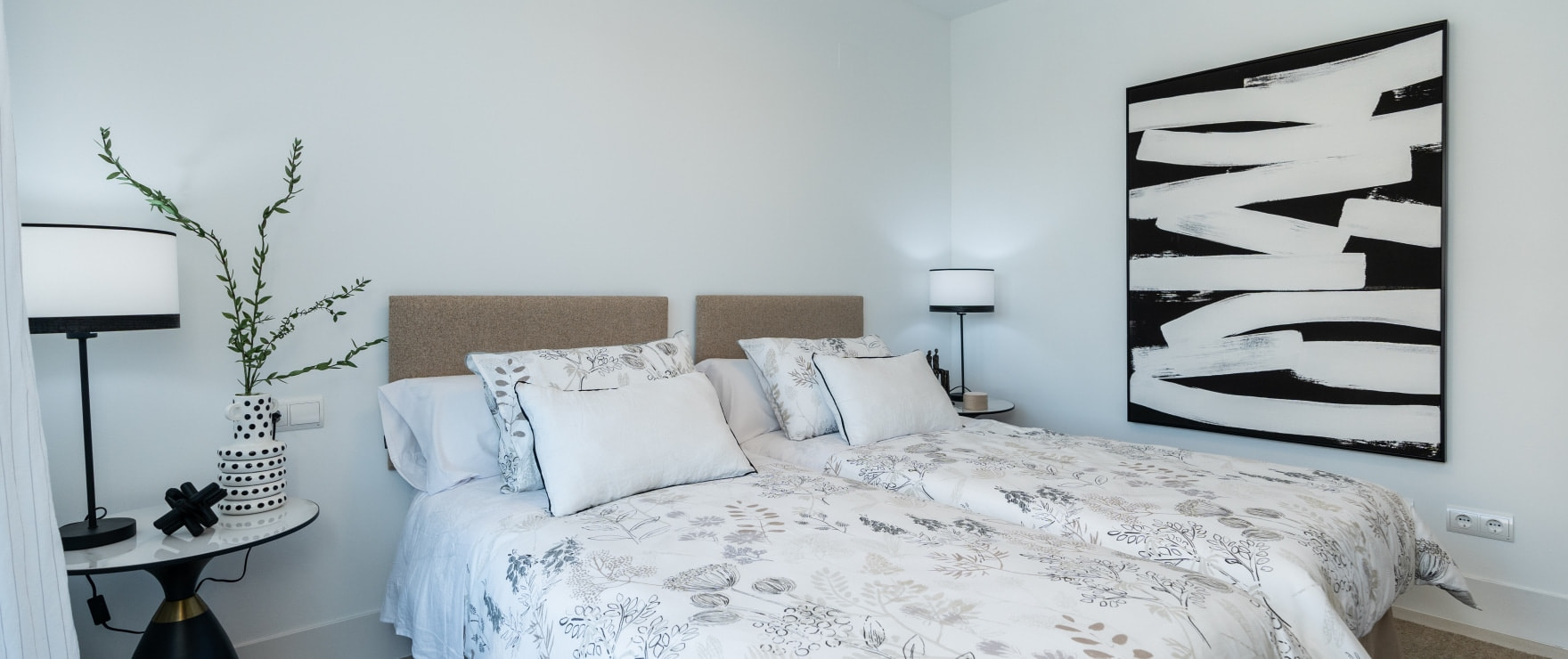 DUPLEX - Ruime en lichte slaapkamers in Emerald Greens, San Roque