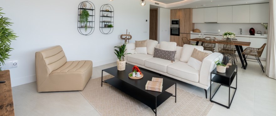 Spacious bright living room with views at Emerald Greens, San Roque