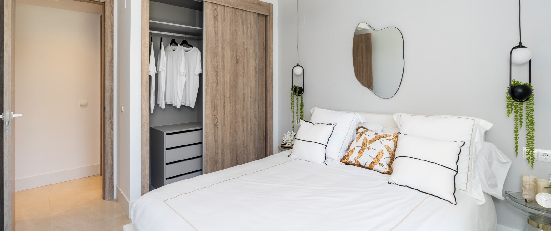 BEGANE GROND - Ruime en lichte slaapkamers in Emerald Greens, San Roque