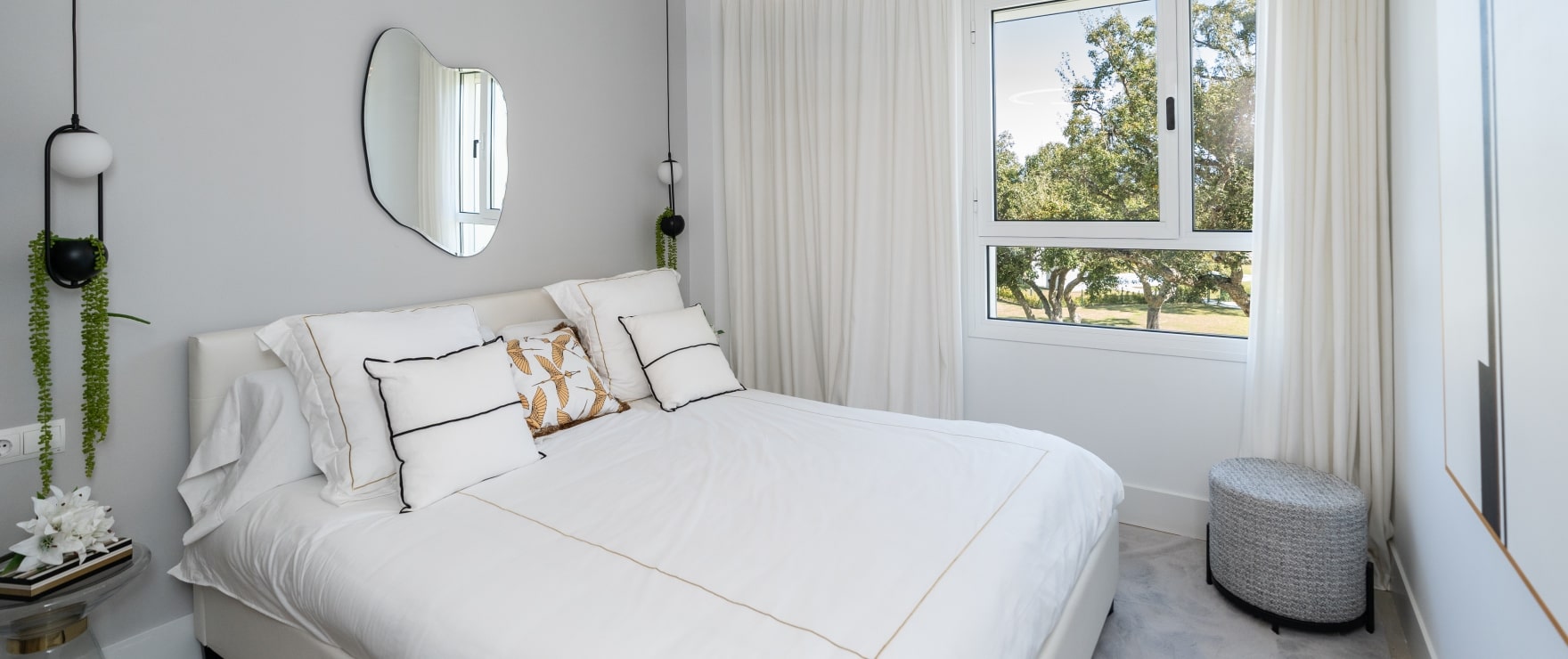 BEGANE GROND - Ruime en lichte slaapkamers in Emerald Greens, San Roque