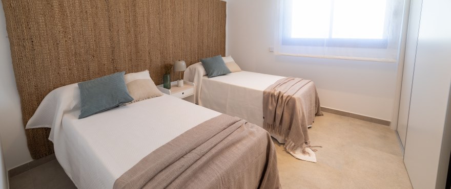 Bright, spacious bedroom Gran Alacant