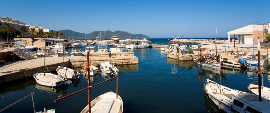 Der Hafen von Cala Bona