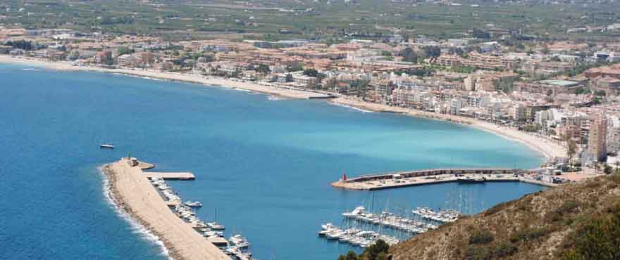 Sporthafen in Jávea, Costa Blanca, nahe der Apartmentanlage Essential.