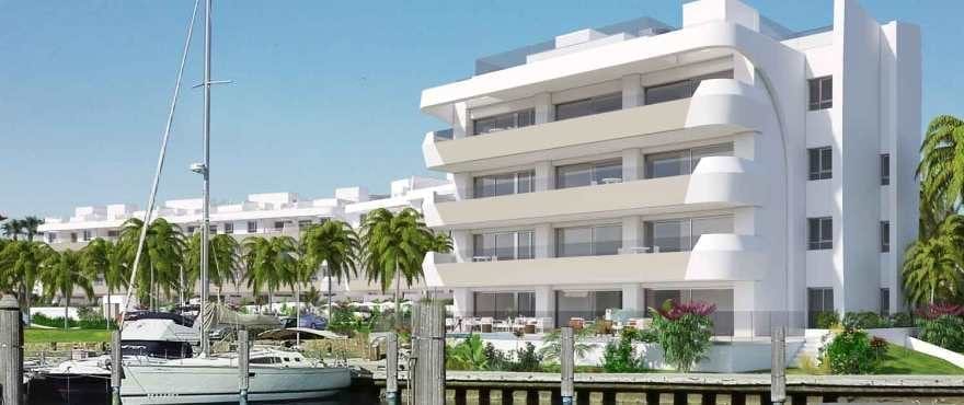 Pier, apartments for sale on the first line at Marina de Sotogrande, Cádiz