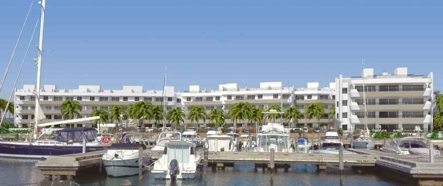 Pier, apartamenty na sprzedaż tuż przy morzu w La Marina de Sotogrande, Cádiz