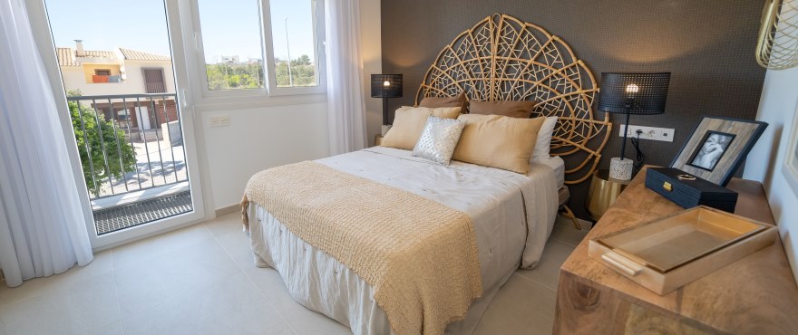 Reihenvillen in Elche, Alicante: Schlafzimmer