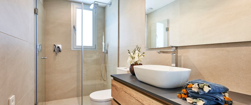 Baño completo en Sa Galera