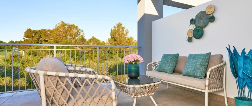 New apartments with large terraces at Cala Bona, Mallorca