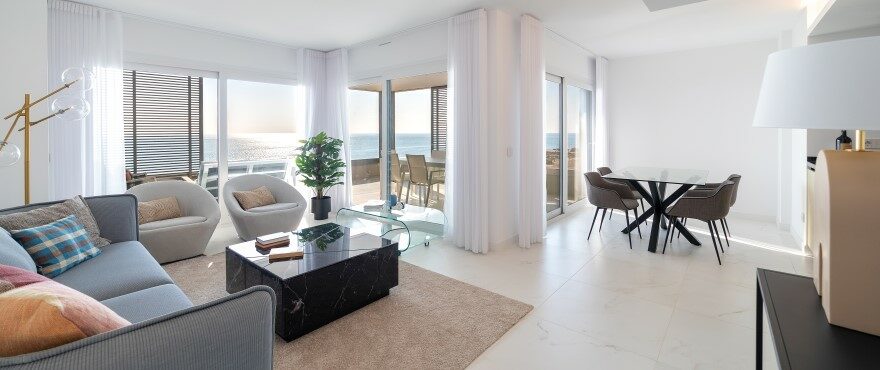 Helles Wohnzimmer mit herrlichem Ausblick, Punta Prima, Torrevieja