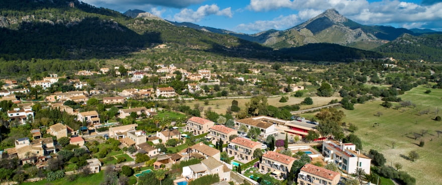 New 3-bed semi-detached houses in Es Capdellà