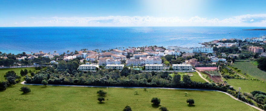 Es Llaut, nuevos apartamentos cerca del mar en Cala Bona, Mallorca