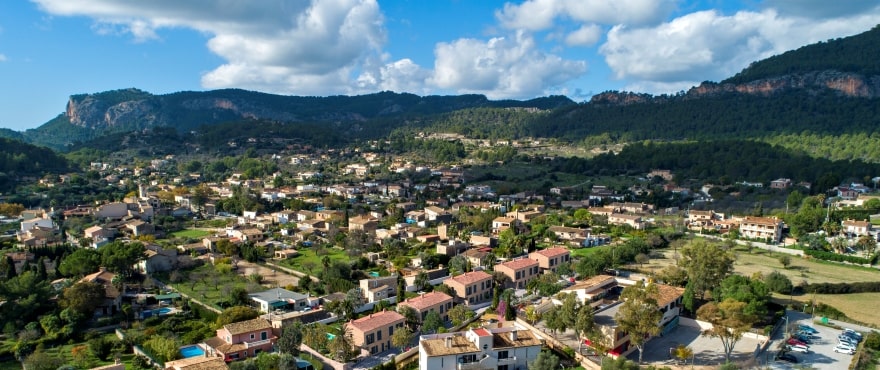New 3-bed semi-detached houses in Es Capdellà