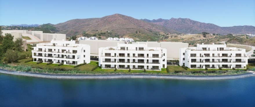 Apartamenty z dużymi tarasami i panoramicznym widokiem na pole golfowe i Sierra de Mijas