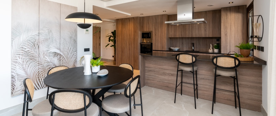 Almazara Hills, Istán: living room, dining room and integrated kitchen at the new development on sale