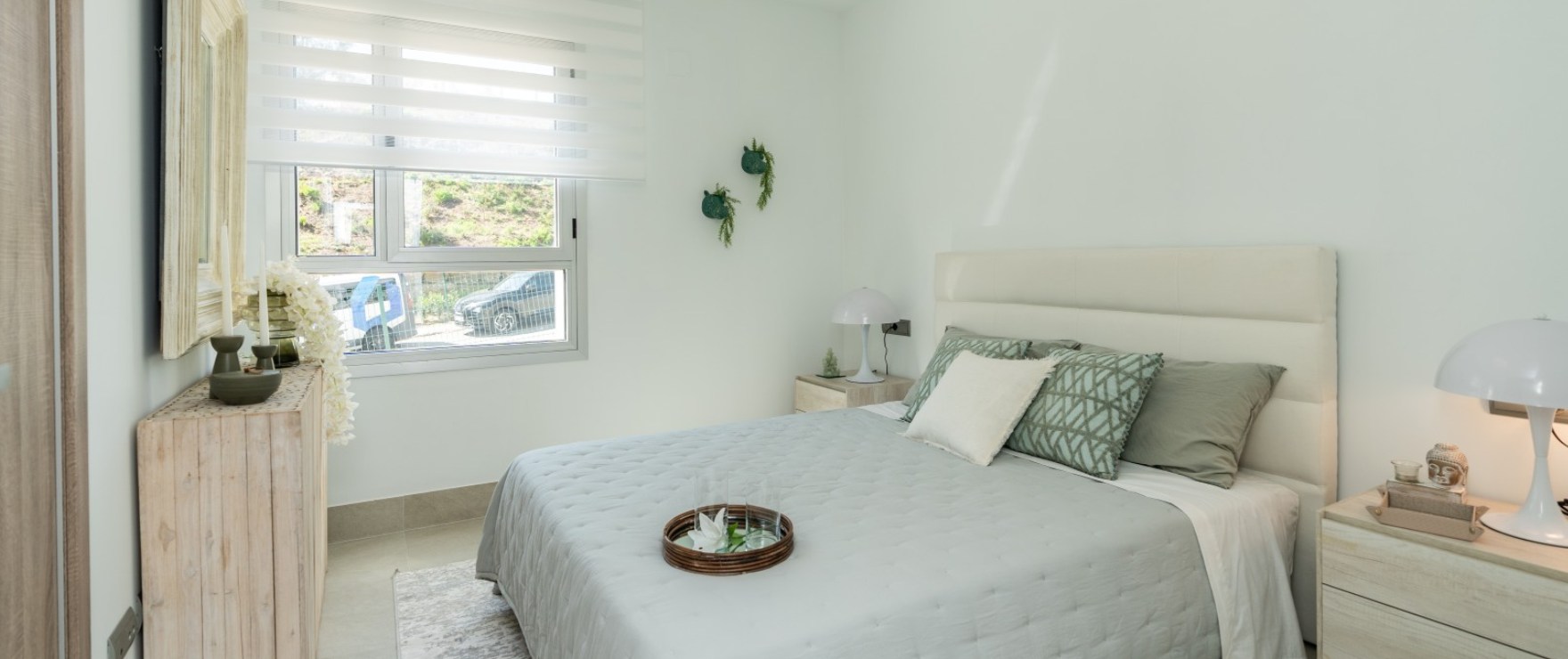 Solana Village: Grande chambre lumineuse dans une zone paisible, La Cala Golf Resort.