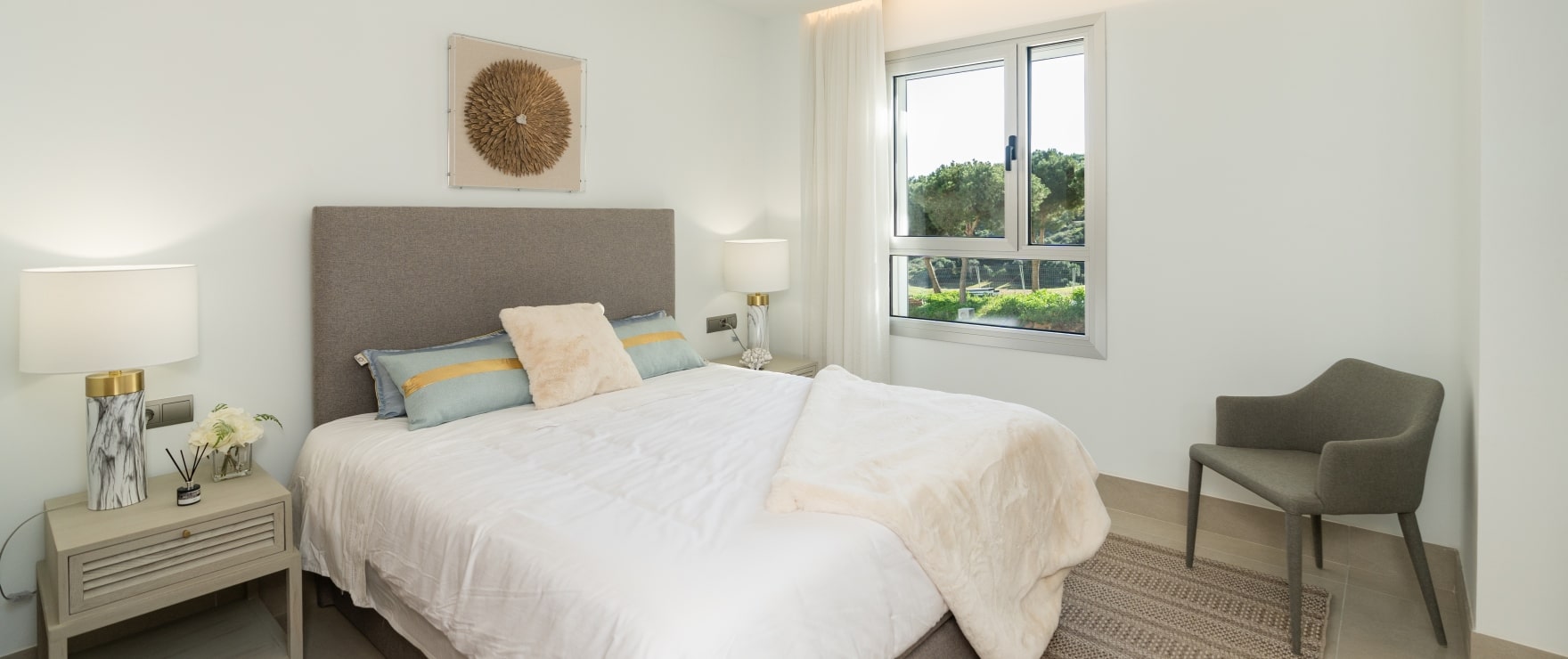Ruime en lichte slaapkamer in een rustige omgeving, La Cala Golf Resort